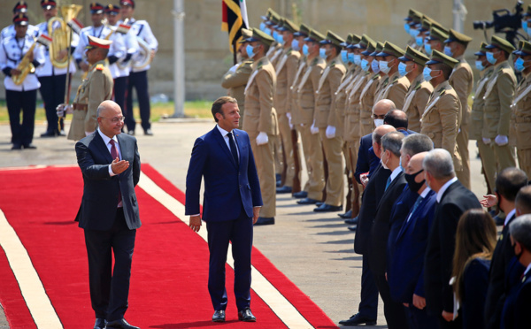 Macron à Bagdad pour soutenir la "souveraineté" de l'Irak