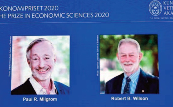 Le Nobel d'économie aux Américains Paul Milgrom et RobertWilson, experts des enchères