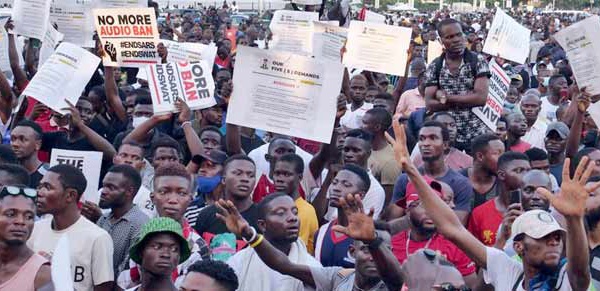 Nouvelle manifestation contre les violences policières à Lagos