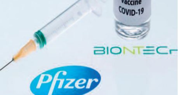 Le Royaume-Uni défend sa rapidité à autoriser le vaccin de Pfizer/BioNTech