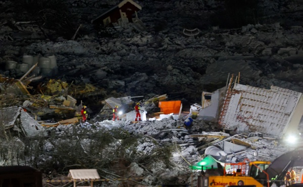 Un septième corps retrouvé après le glissement de terrain en Norvège