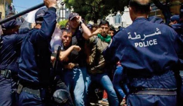 Amnesty International dénonce les atteintes aux droits humains à la liberté d’ expression en Algérie