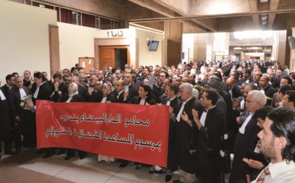 Les avocats en sit-in devant les Cours d’appel du Royaume