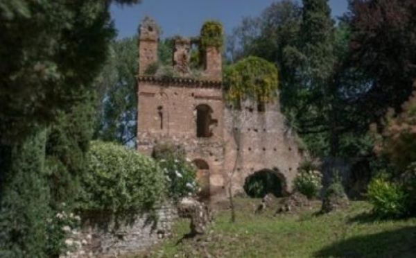 Promenade à Ninfa, le "jardin le plus romantique du monde"