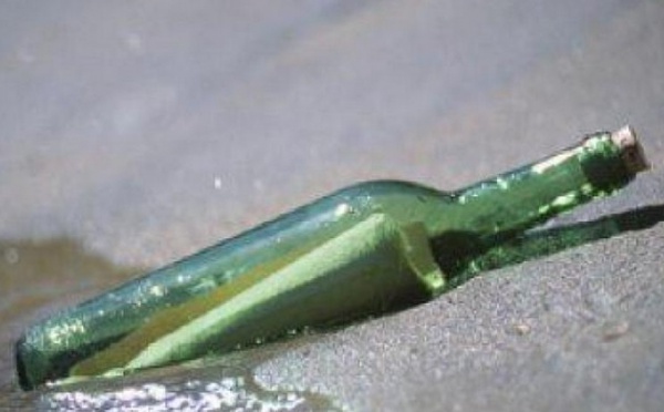 Insolite : Bouteille à la mer