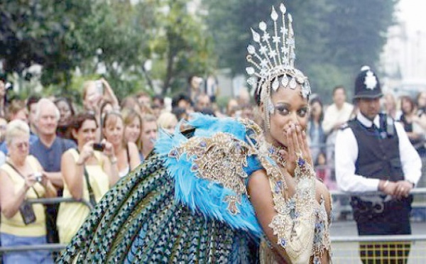 Londres à l’heure du Carnaval de Notting Hill pour fêter la diversité culturelle