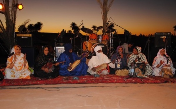 Festival de Taragalte au milieu des dunes