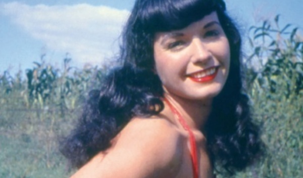 Les célébrités décédées qui gagnent le plus d’argent : Bettie Page