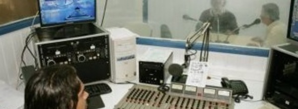 Débat sur les radios communautaires à la Chambre des conseillers