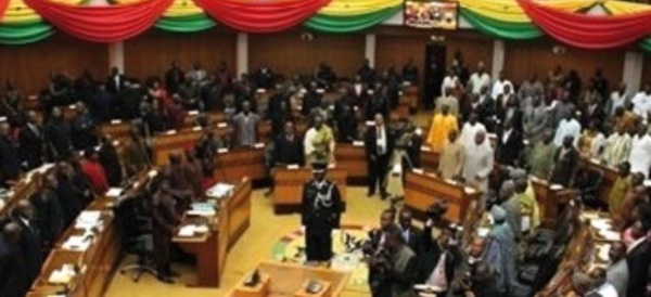 Ghana : Faiblesses  et infractions du budget 2014