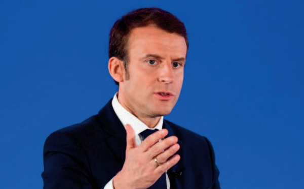 Emmanuel Macron poursuit son oeuvre de re-décomposition politique