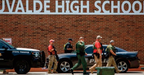 Un tireur tue 19 écoliers au Texas: L'Amérique sous le choc