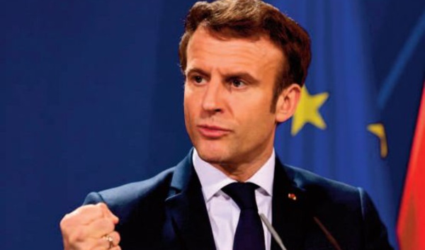 Bousculé par la gauche, le camp Macron en campagne en France pour conserver sa majorité absolue à l'Assemblée