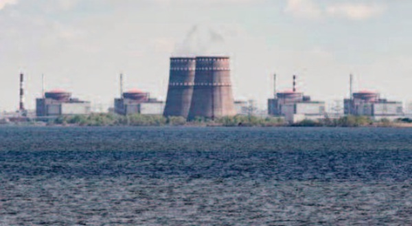Le site d'une centrale nucléaire ukrainienne à nouveau bombardé