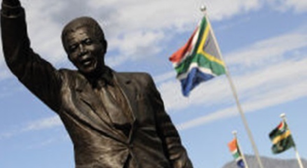 En Afrique du Sud, la longue marche de 500 statues vers la liberté