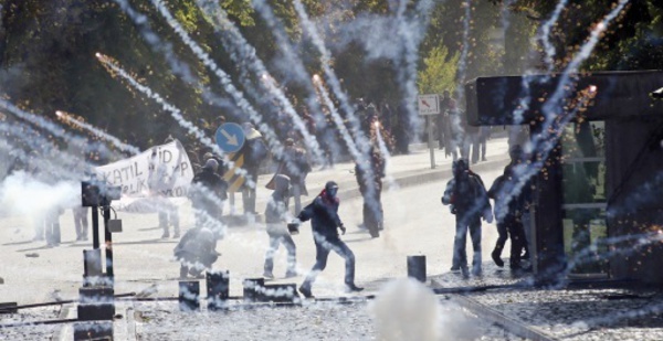 Les forces kurdes défendent leur QG à Kobané face à l'EI