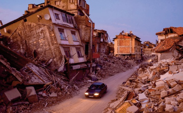 Six morts de plus dans les décombres après un nouveau séisme en Turquie et en Syrie