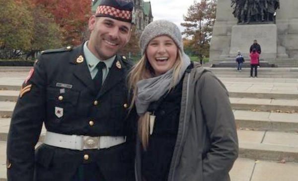 ​Une photo du soldat canadien tué  à Ottawa retweetée 23 000 fois