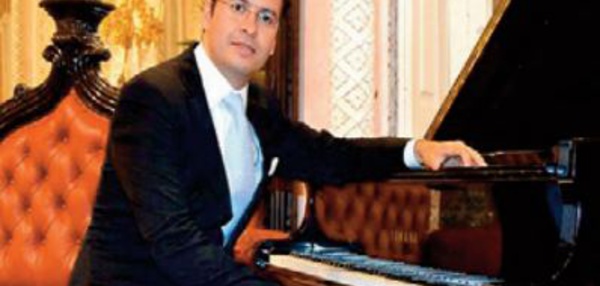 En Inde, le pianiste marocain Marouan Benabdallah enchante un public raffiné