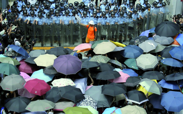 “Révolution des parapluies” à Hong Kong