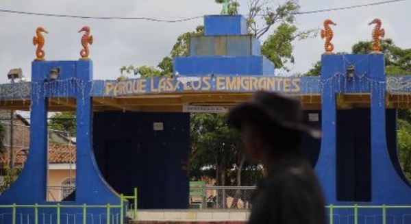 ​"Welcome to Intipuca", cité désertée par le rêve américain