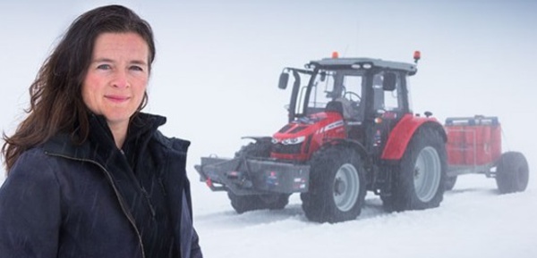 Insolite : ​Pôle Sud en tracteur