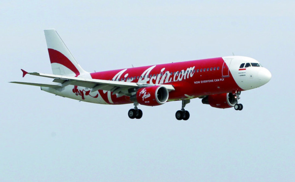 Un avion d'AirAsia disparaît entre l'Indonésie et Singapour