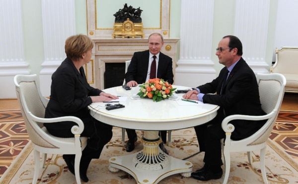 Initiative de paix de Hollande et Merkel en Ukraine