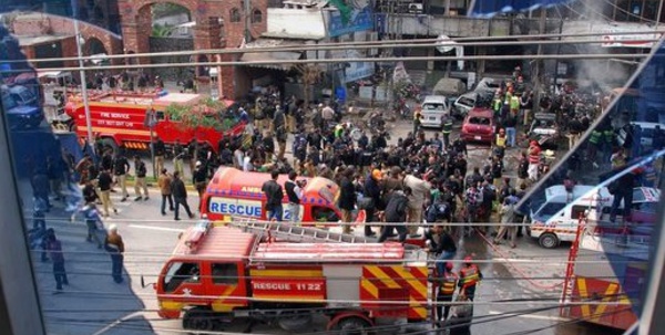 ​Un attentat taliban contre la police  à Lahore au Pakistan