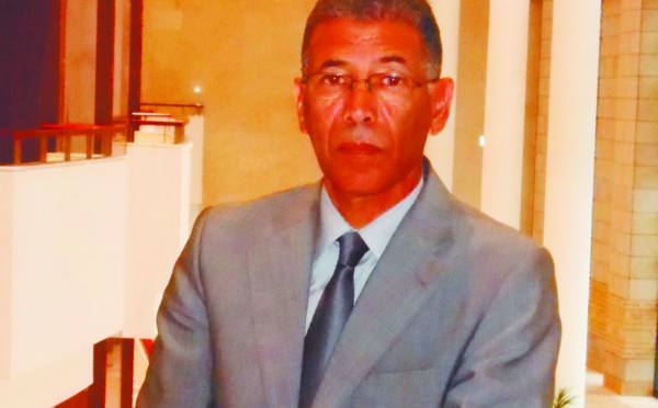 Moussaoui Ajlaoui, membre de l’Institut  de recherches  africaines  à l’Université  Mohammed V Agdal et spécialiste en Histoire des sciences et techniques dans l’espace saharien