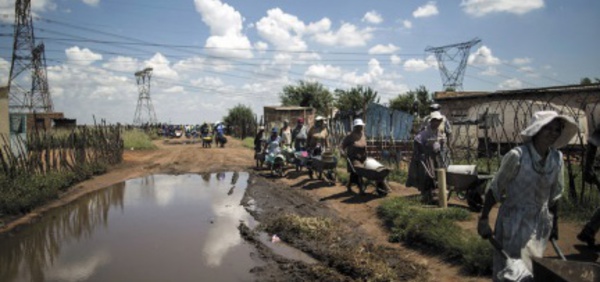 ​Au Ghana, du courant grâce à des tourniquets dans les cours de récréation