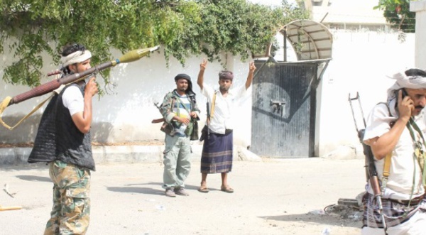 ​L'aéroport d'Aden en proie  à de violents combats