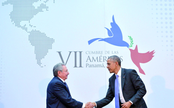 Face-à-face historique entre Barack Obama et Raul Castro au Sommet des Amériques de Panama