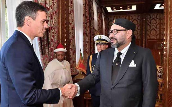 SM le Roi félicite M. Pedro Sanchez à l'occasion de son investiture Président du gouvernement espagnol