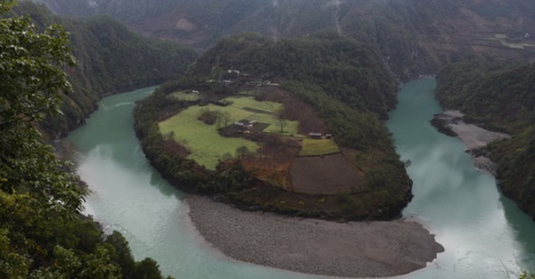 ​Au bord de l'Himalaya, les excès du développement à la chinoise