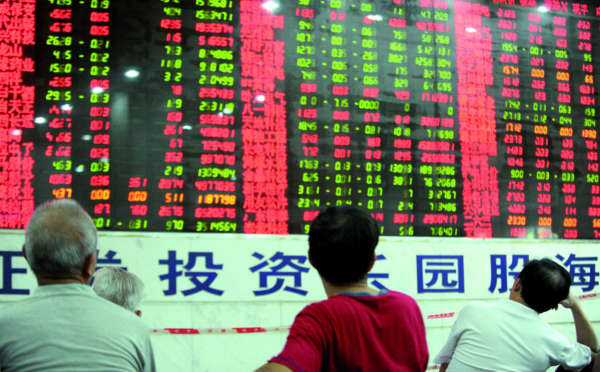 Chute brutale et spectaculaire de 8,48% de la Bourse de Shanghai