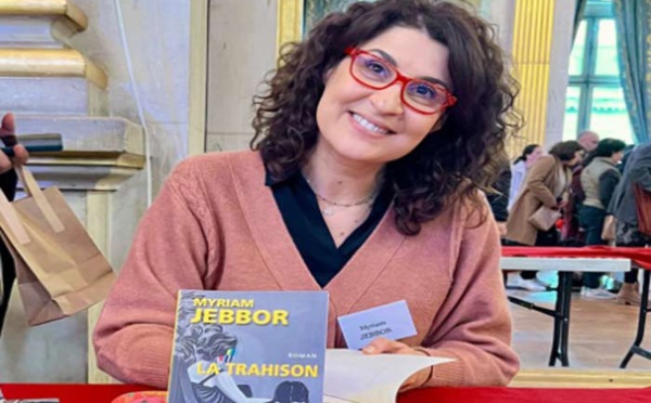 Myriam Jebbor : L’écriture offre de la légèreté lorsque l’existence est douloureuse et de la profondeur quand tout paraît futile et superficiel