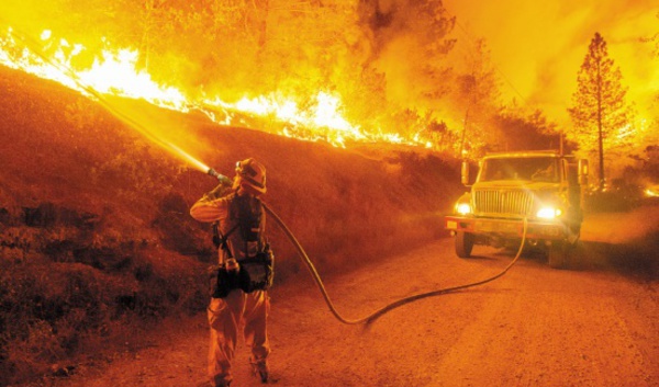 Etat d'urgence en Californie face à des feux monstres