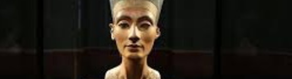 A la recherche de la tombe de Néfertiti