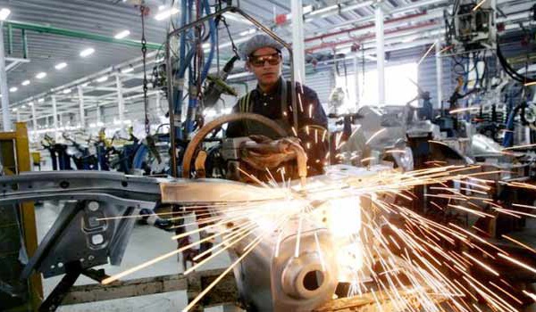 Industries manufacturières : Légère hausse des prix à la production à fin août