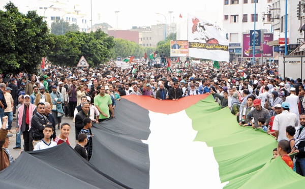 Des milliers de Marocains défilent pour la Palestine