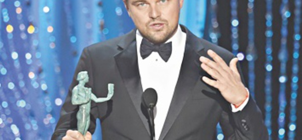 Leo DiCaprio triomphe lors des SAG Awards marqués par la diversité