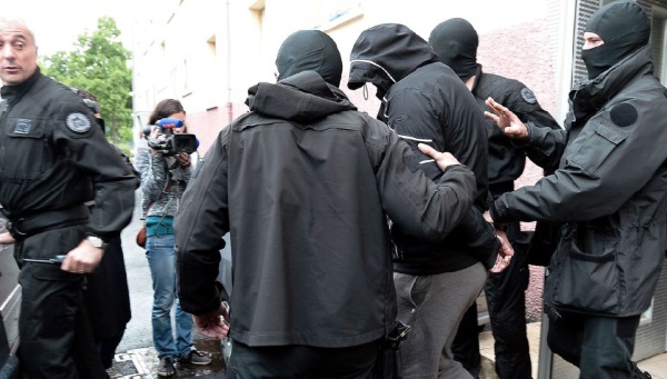 Arrestations d'apprentis jihadistes en France