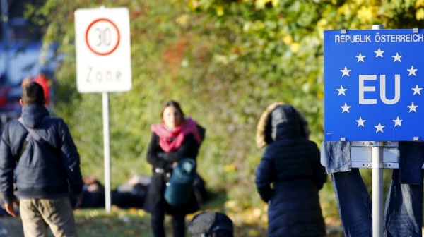 Vienne veut donner l'exemple à l'Allemagne et restreint l’accès aux demandeurs d'asile