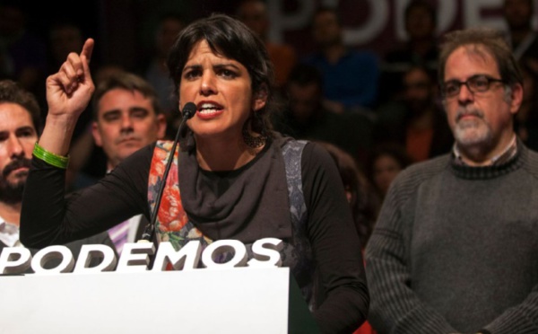 Podemos révoque son numéro 3 sur fond de tensions internes