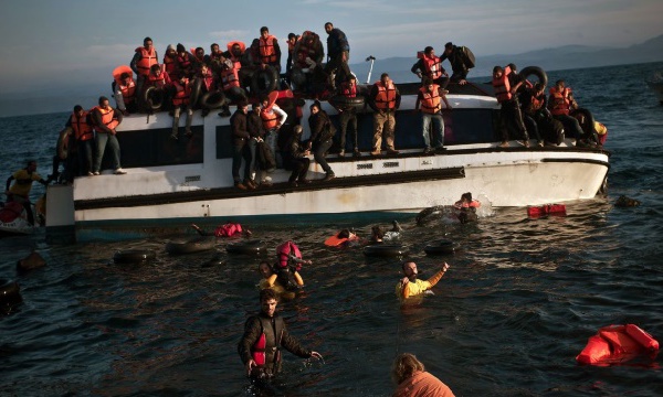 Un nouveau naufrage en Méditerranée aurait fait 500 morts