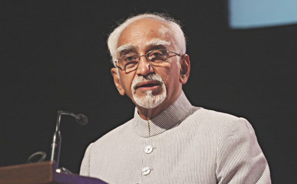 L’Université Mohammed V décerne le titre de Docteur honoris causa  à Mohammad Hamid Ansari