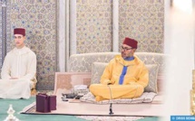 SM le Roi, Amir Al-Mouminine, a présidé à la mosquée Hassan à Rabat une veillée religieuse en commémoration de l'Aïd Al-Mawlid Annabaoui Acharif