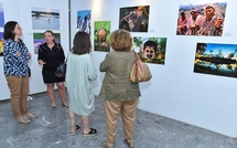 Vernissage à Rabat de l’exposition photographique "Portraits du Pérou et du Maroc"